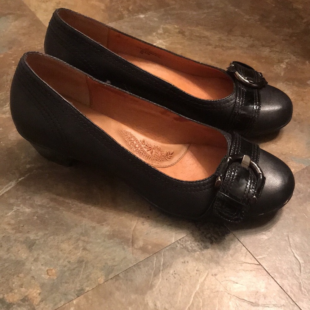 Sofft Black Shoes